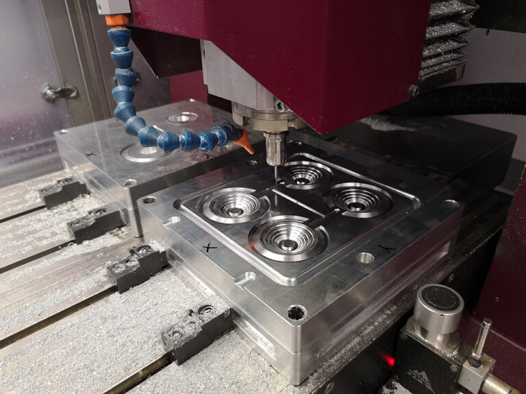 Herstellung eines Prototypenwerkzeug für den Spritzguss aus Aluminium für LSR Teile